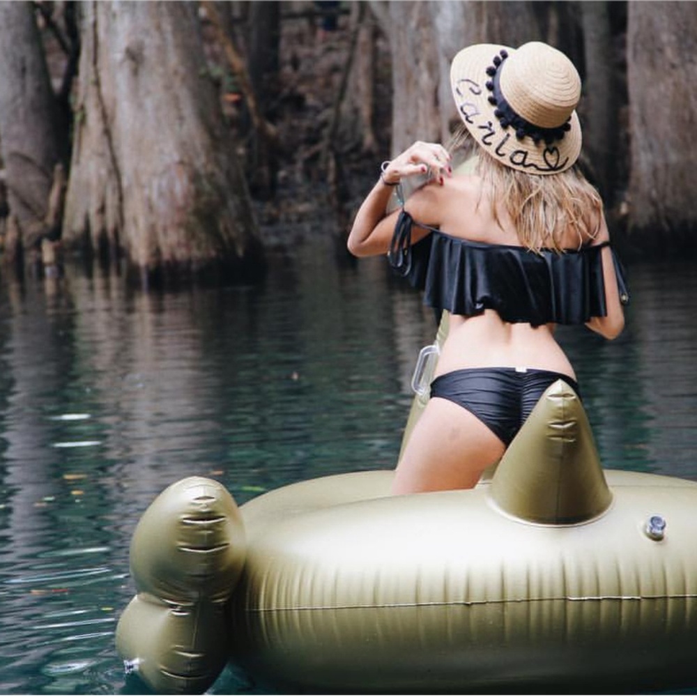 NWT Ruffle Bikini - Picture 2 of 4